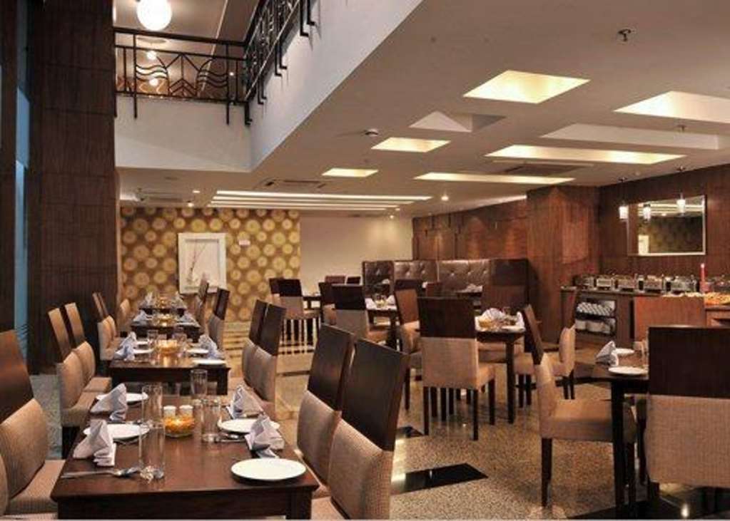 Comfort Inn Tulip Heights Bathinda Restoran fotoğraf